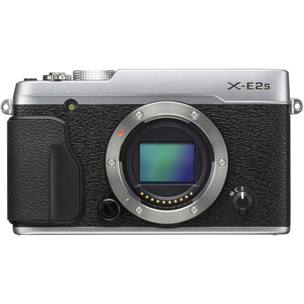 Mirrorless Camera M6697