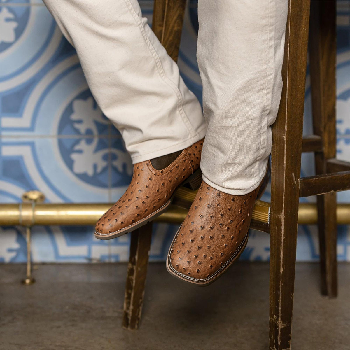 Cowboy Boots for Men with Embroidered Square Toe W912