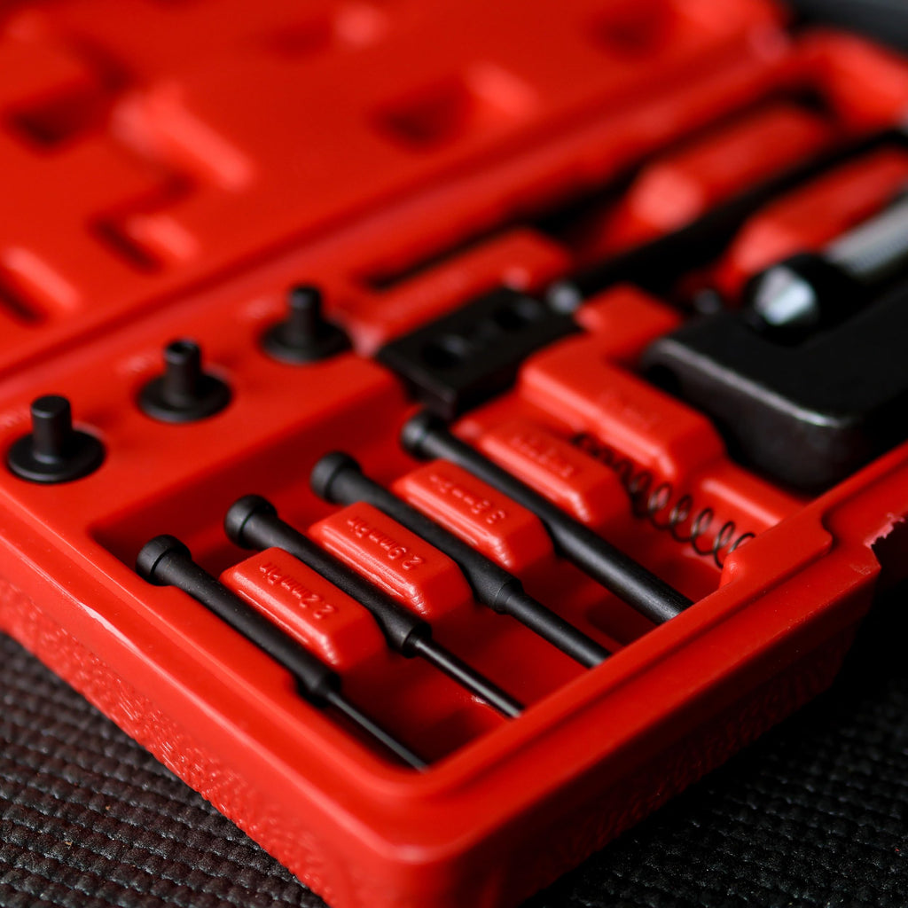 Chain Breaker Tool Kit with Storage Case 13 Piece Y9423